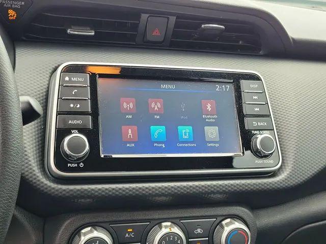 2024 Nissan Kicks S Xtronic CVT