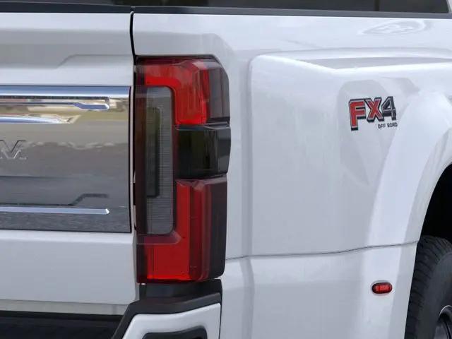 2026 Ford F-350 LARIAT
