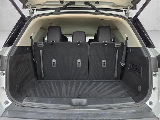2025 Nissan Pathfinder SV FWD