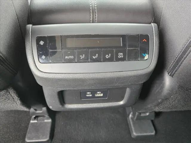2025 Nissan Pathfinder SV FWD