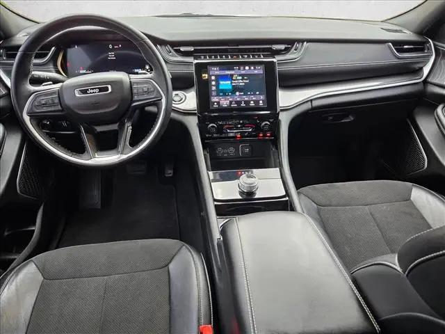 2022 Jeep Grand Cherokee Altitude 4x2