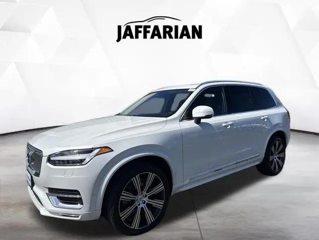 2023 Volvo XC90 B6 Ultimate 7-Seater