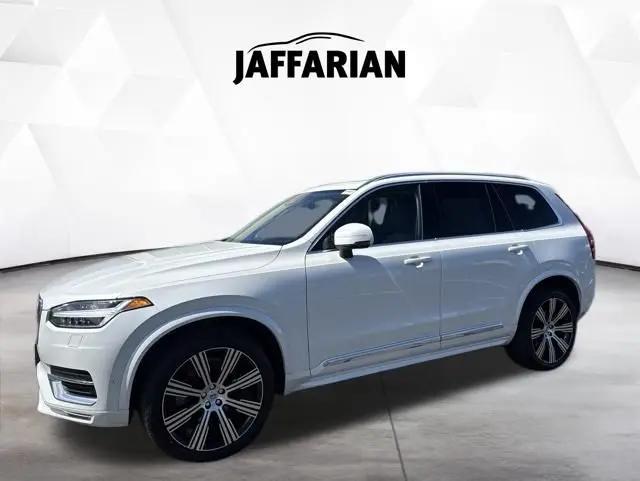 2023 Volvo XC90 B6 Ultimate 7-Seater