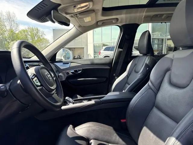 2023 Volvo XC90 B6 Ultimate 7-Seater