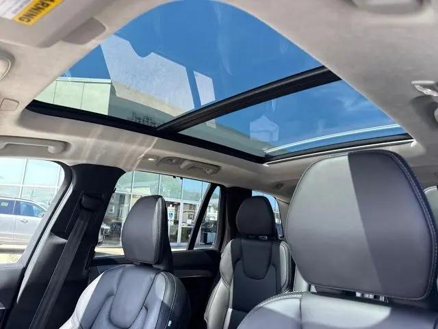 2023 Volvo XC90 B6 Ultimate 7-Seater