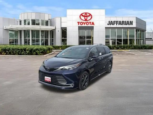 2026 Toyota Sienna Platinum