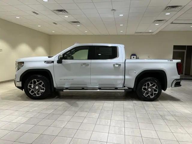 2026 GMC Sierra 1500 Crew Cab, Short Bed, SLT, 4WD
