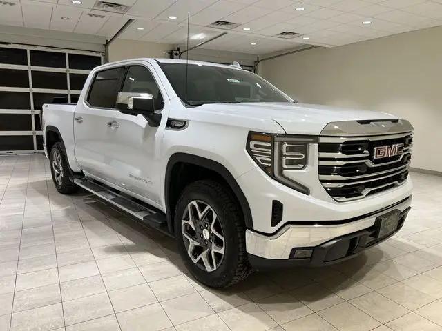 2026 GMC Sierra 1500 Crew Cab, Short Bed, SLT, 4WD