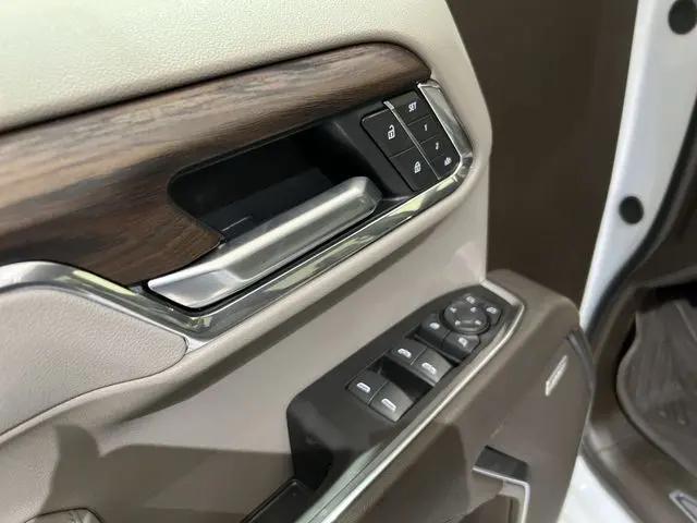2026 GMC Sierra 1500 Crew Cab, Short Bed, SLT, 4WD
