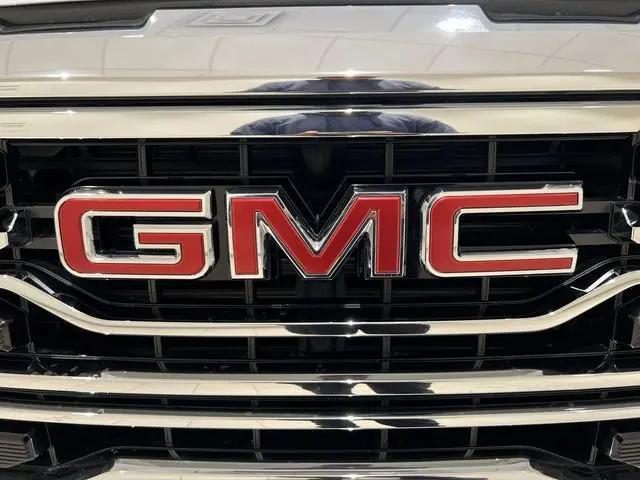 2026 GMC Sierra 1500 Crew Cab, Short Bed, SLT, 4WD