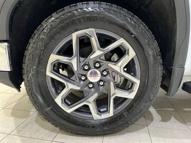 2026 GMC Sierra 1500 Crew Cab, Short Bed, SLT, 4WD