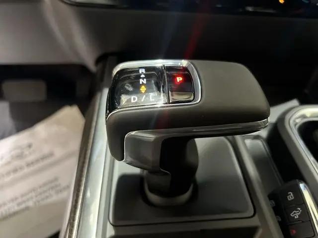 2026 Chevrolet Silverado 1500 4WD Crew Cab Short Bed LT Trail Boss