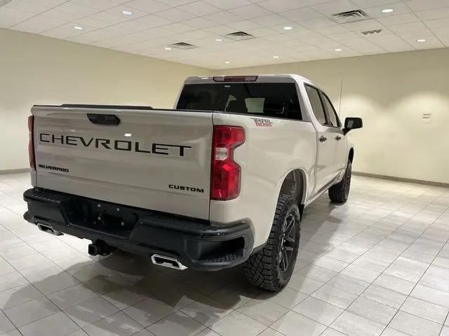 2026 Chevrolet Silverado 1500 4WD Crew Cab Short Bed Custom Trail Boss
