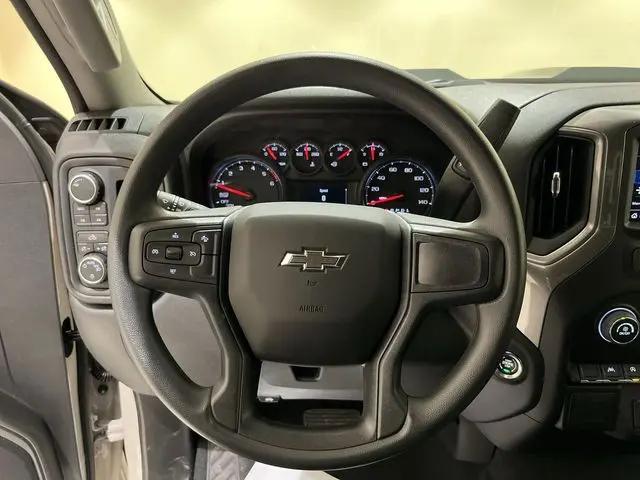 2026 Chevrolet Silverado 1500 4WD Crew Cab Short Bed Custom Trail Boss