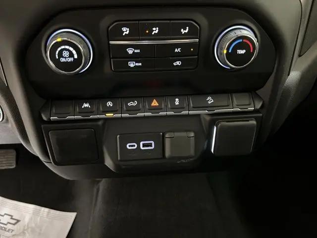 2026 Chevrolet Silverado 1500 4WD Crew Cab Short Bed Custom Trail Boss