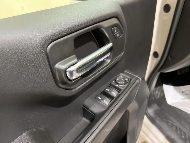 2026 Chevrolet Silverado 1500 4WD Crew Cab Short Bed Custom Trail Boss
