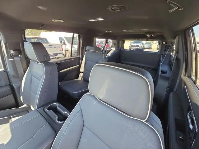 2026 Chevrolet Suburban Premier, RWD