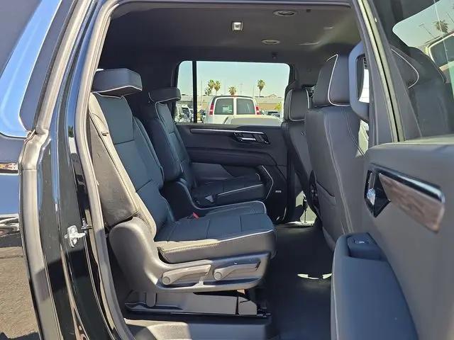 2026 Chevrolet Suburban Premier, RWD