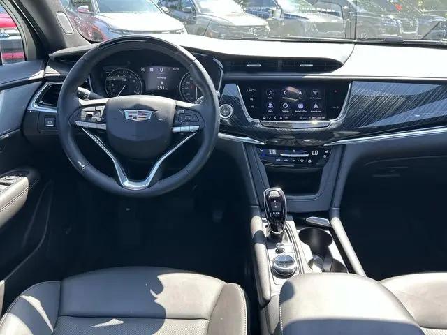 2023 Cadillac XT6 AWD Premium Luxury