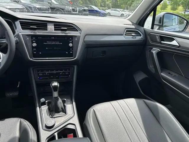 2024 Volkswagen Tiguan 2.0T SE