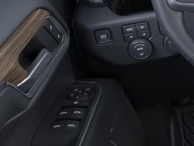2026 Chevrolet Silverado 1500 4WD Crew Cab Standard Bed LT