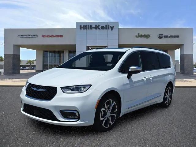 2026 Chrysler Pacifica Pinnacle