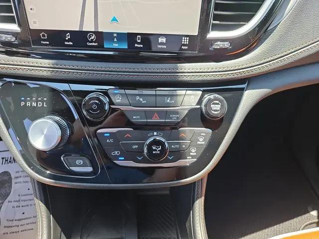 2026 Chrysler Pacifica Pinnacle