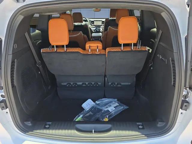2026 Chrysler Pacifica Pinnacle