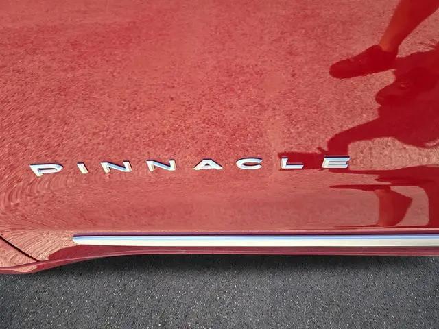 2026 Chrysler Pacifica Pinnacle