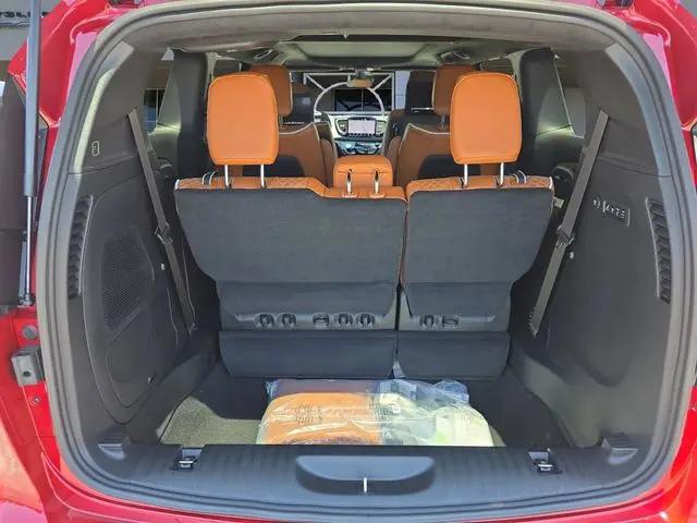 2026 Chrysler Pacifica Pinnacle