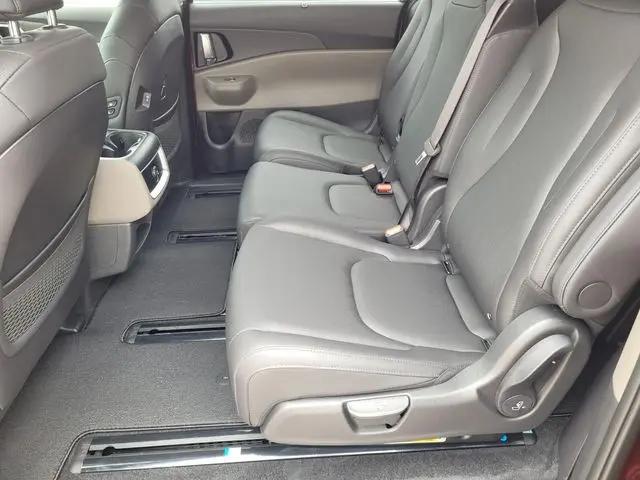 2026 Kia Carnival MPV EX