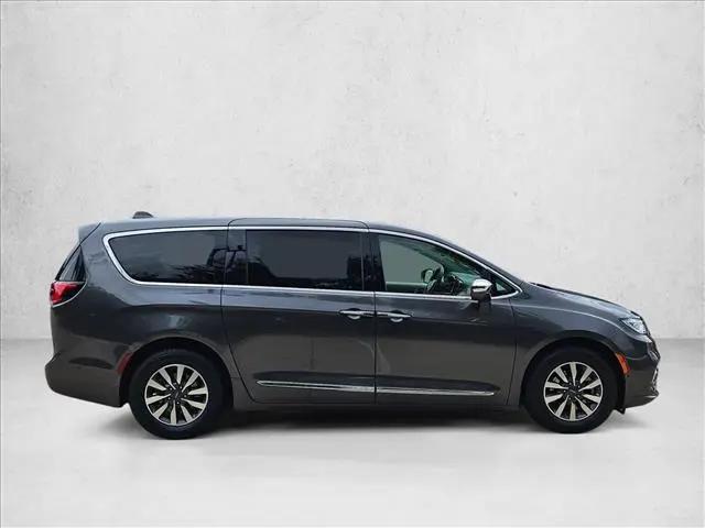 2022 Chrysler Pacifica Hybrid Limited