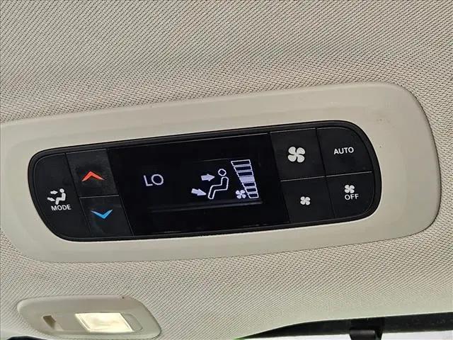 2022 Chrysler Pacifica Hybrid Limited