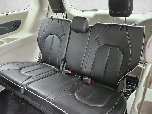 2022 Chrysler Pacifica Hybrid Limited