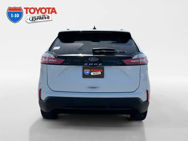 2021 Ford Edge SE