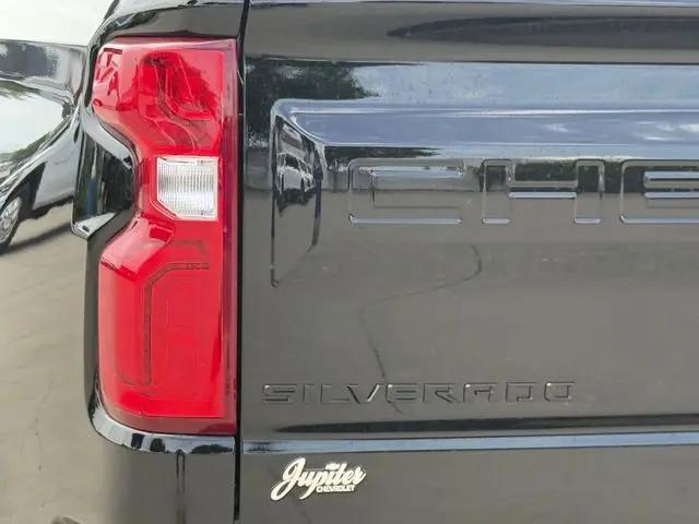 2026 Chevrolet Silverado 1500 4WD Crew Cab Short Bed High Country