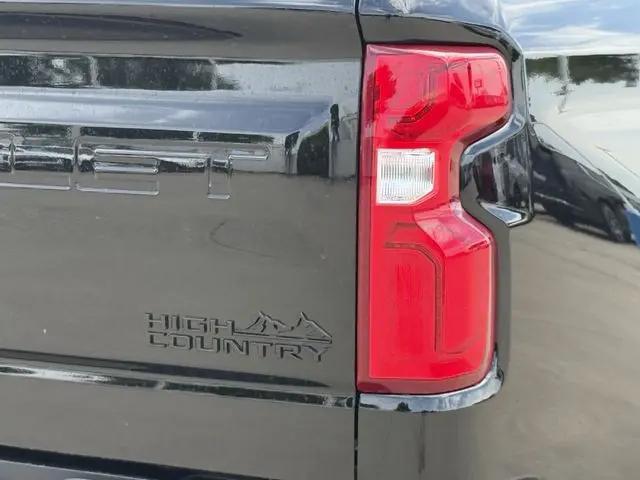 2026 Chevrolet Silverado 1500 4WD Crew Cab Short Bed High Country