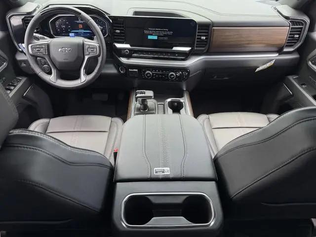 2026 Chevrolet Silverado 1500 4WD Crew Cab Short Bed High Country