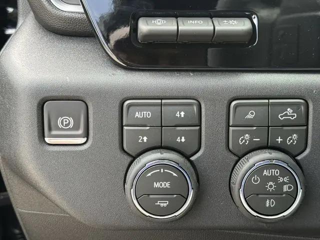 2026 Chevrolet Silverado 1500 4WD Crew Cab Short Bed High Country