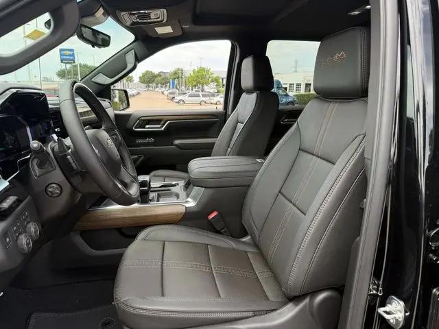 2026 Chevrolet Silverado 1500 4WD Crew Cab Short Bed High Country