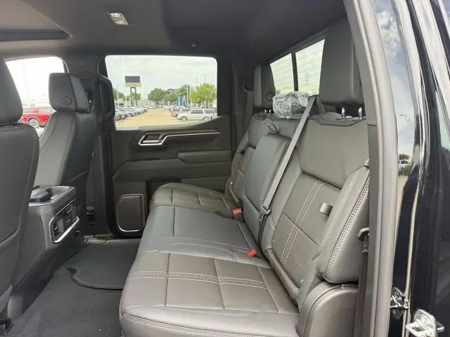 2026 Chevrolet Silverado 1500 4WD Crew Cab Short Bed High Country