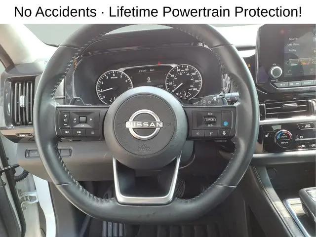 2023 Nissan Pathfinder SV 4WD