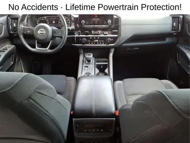 2023 Nissan Pathfinder SV 4WD