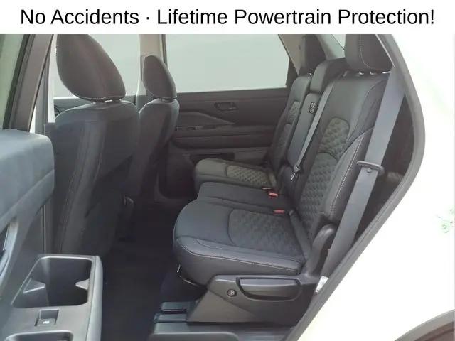 2023 Nissan Pathfinder SV 4WD
