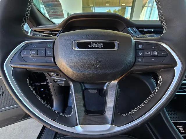 2026 Jeep Grand Cherokee Limited Reserve