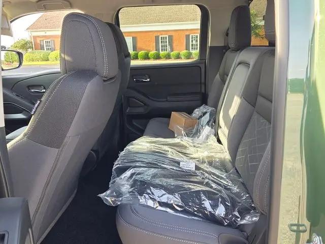 2026 Nissan Frontier Crew Cab SV 4x2