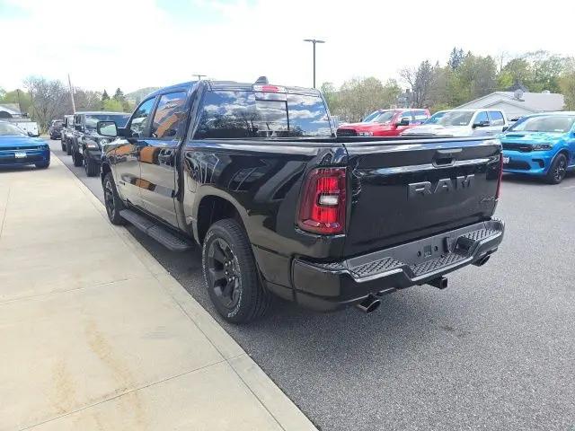 2026 Ram 1500 Express Crew Cab 4x4 5'7" Box