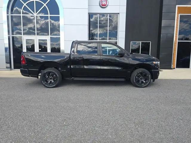 2026 Ram 1500 Express Crew Cab 4x4 5'7" Box