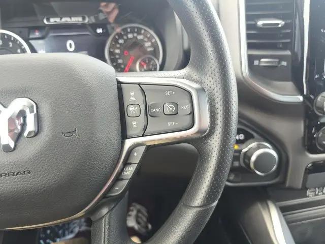2026 Ram 1500 Express Crew Cab 4x4 5'7" Box