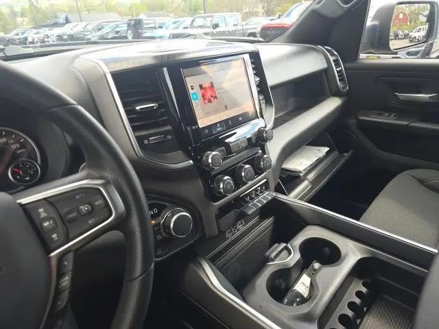 2026 Ram 1500 Express Crew Cab 4x4 5'7" Box